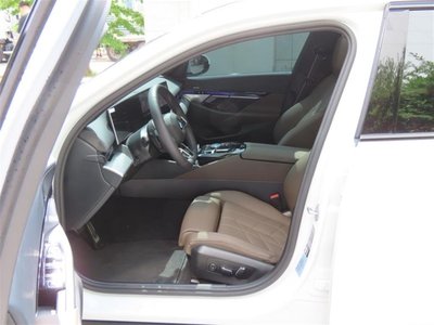 BMW 5 SERIES - 10