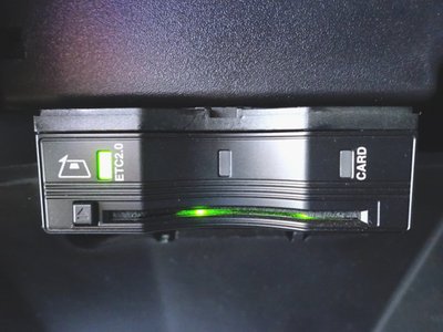 MERCEDES-BENZ GLB - 10