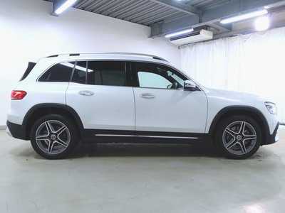 MERCEDES-BENZ GLB - 8