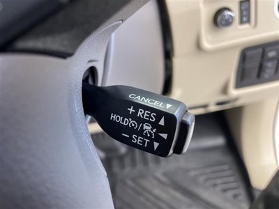 TOYOTA LAND CRUISER PRADO - 10