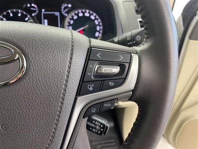 TOYOTA LAND CRUISER PRADO - 7