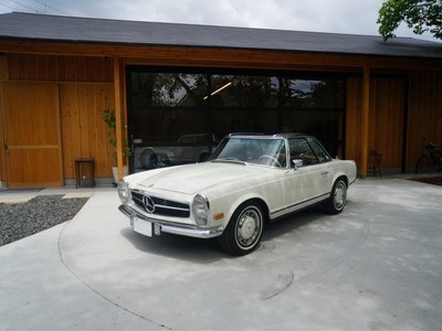 MERCEDES-BENZ SL - 2