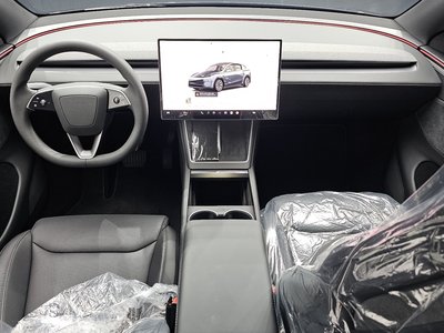 TESLA MODEL Y - 5