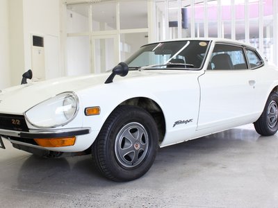 NISSAN FAIRLADY Z - 2