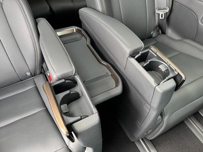 صورة مصغرة 68 لـ 2026 Toyota ALPHARD