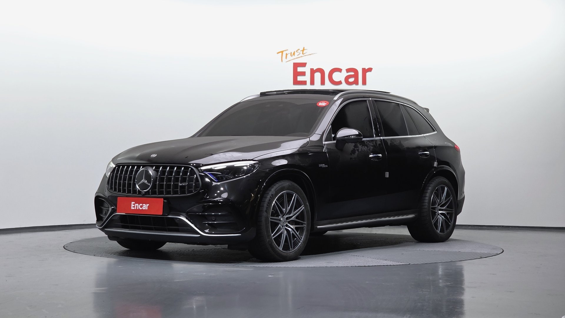 MERCEDES-BENZ GLC - View 1