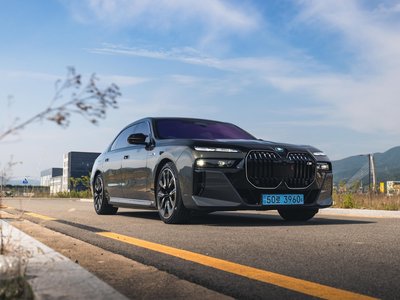 BMW I7 - 10