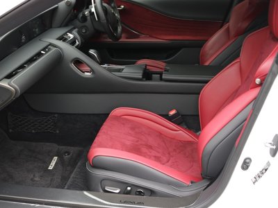 صورة مصغرة 16 لـ 2018 Lexus LC