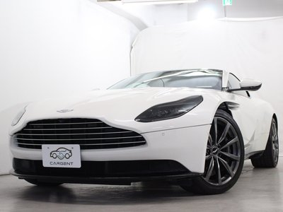 ASTON MARTIN DB11 - 5
