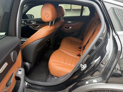 صورة 9 لـ 2022 Mercedes-BENZ GLC