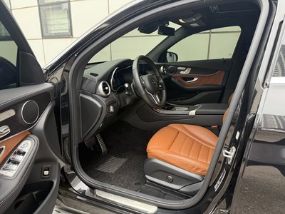 صورة 10 لـ 2022 Mercedes-BENZ GLC