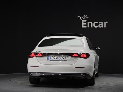 MERCEDES-BENZ E-CLASS - 4