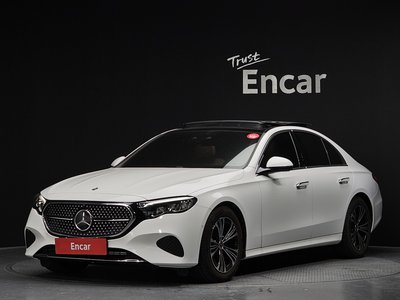 MERCEDES-BENZ E-CLASS - 1