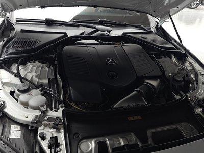 MERCEDES-BENZ E-CLASS - 7