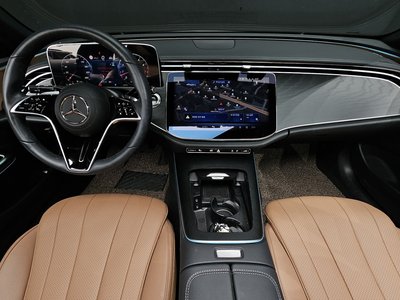 MERCEDES-BENZ E-CLASS - 5