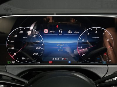 MERCEDES-BENZ E-CLASS - 8