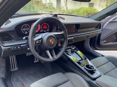2026 Porsche 911 thumbnail 23