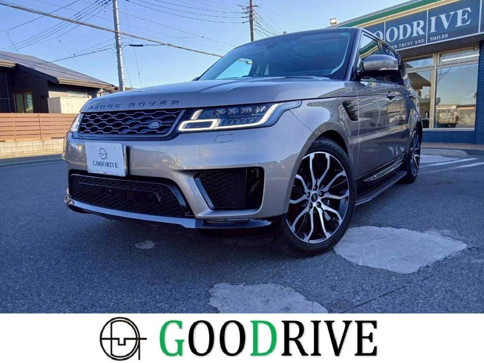 LAND ROVER RANGE ROVER SPORT - View 1