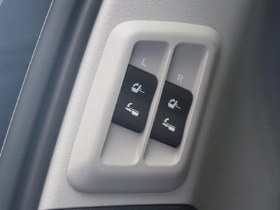 صورة مصغرة 21 لـ 2022 Toyota LAND CRUISER PRADO