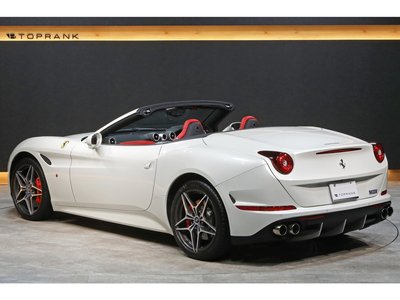 FERRARI CALIFORNIA T - 9