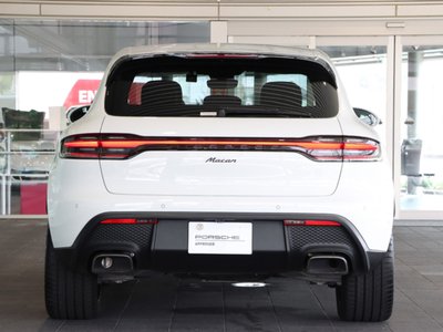 صورة 6 لـ 2024 Porsche MACAN
