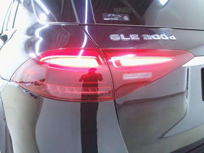 صورة 5 لـ 2023 Mercedes-BENZ GLE