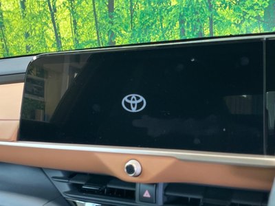 TOYOTA CROWN CROSSOVER - 4