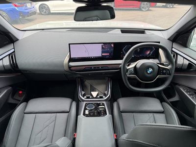 2025 BMW X3 缩略图 27
