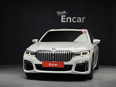 BMW 7 SERIES - 2