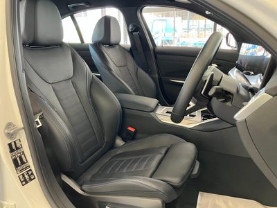 2025 BMW 3 SERIES 缩略图 12