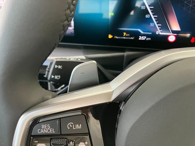 2025 BMW 3 SERIES 缩略图 26