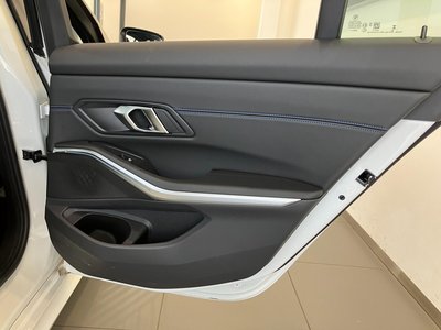 2025 BMW 3 SERIES 缩略图 57