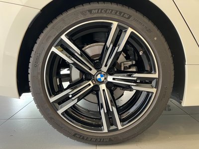 2025 BMW 3 SERIES 缩略图 41