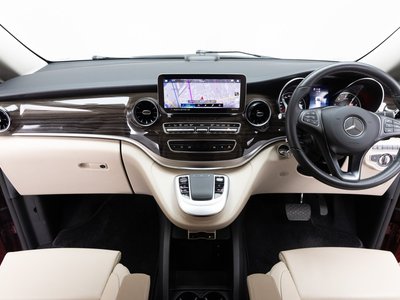 MERCEDES-BENZ V-CLASS - 2