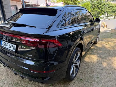 AUDI Q8 - 7