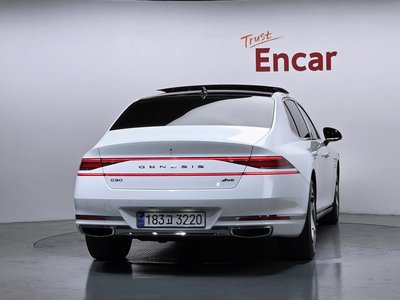 2022 Genesis G90 (RS4) photo 3