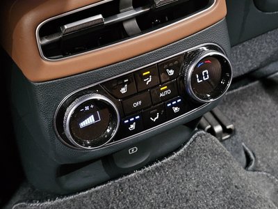 صورة مصغرة 27 لـ 2022 Genesis GV70