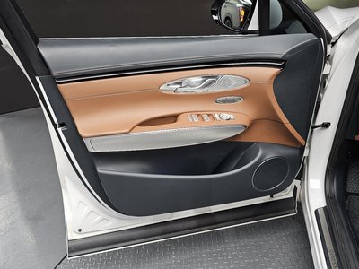صورة مصغرة 14 لـ 2022 Genesis GV70
