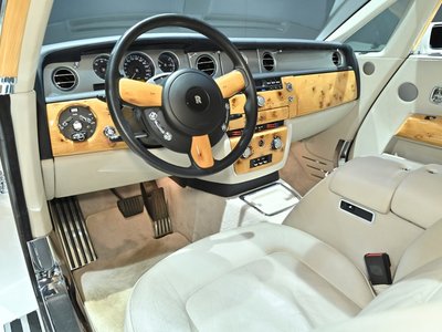 ROLLS-ROYCE PHANTOM COUPE - 2