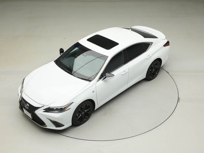 LEXUS ES - 10
