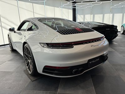 PORSCHE 911 - 5