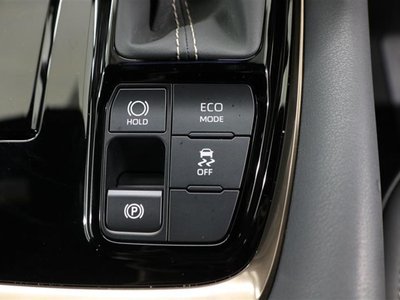 2024 Toyota ALPHARD — фото 12