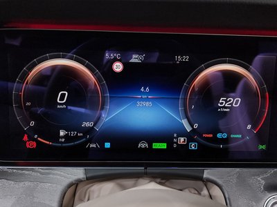 MERCEDES-BENZ E-CLASS - 8