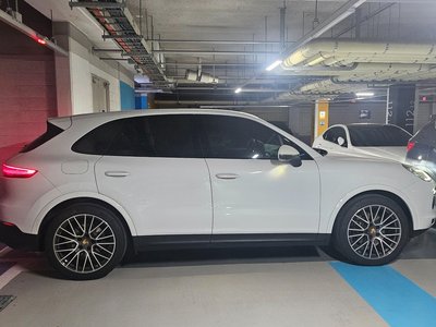 PORSCHE CAYENNE - 2