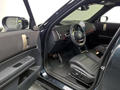 MINI COUNTRYMAN - 10