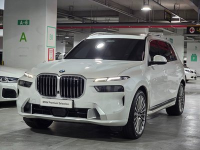 صورة 1 لـ 2023 BMW X7