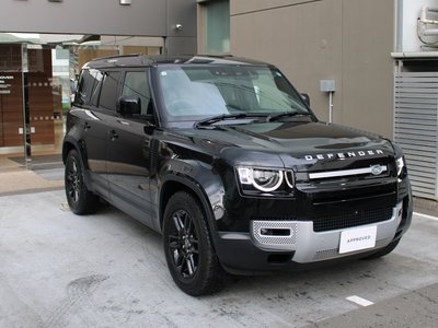 LAND ROVER DEFENDER - 6