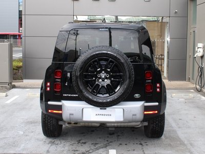 LAND ROVER DEFENDER - 8