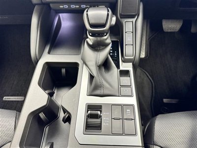 2024 Toyota LAND CRUISER 250 photo 10