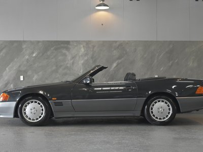 MERCEDES-BENZ SL - 2